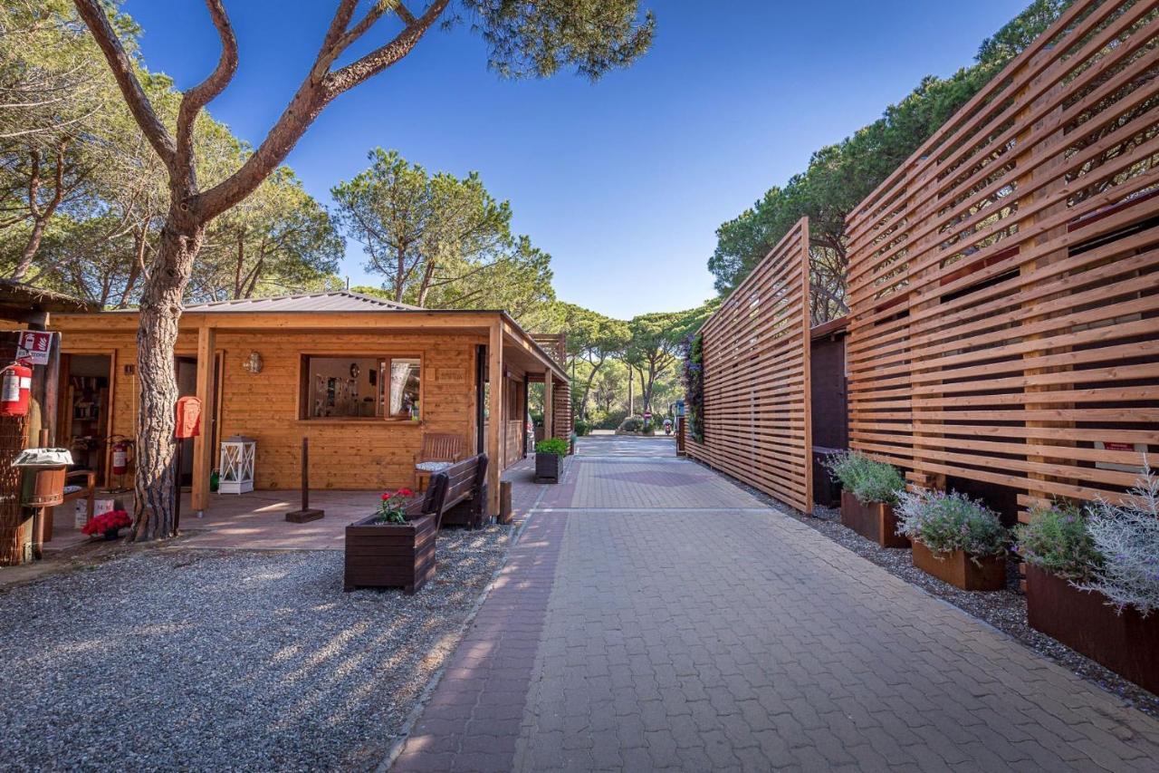 Camping Internazionale Etruria Castiglione della Pescaia Exterior photo